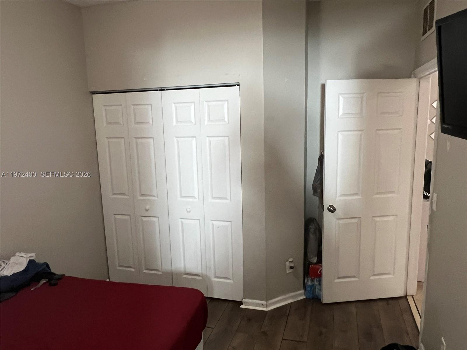 MOWRY VILLAS - Residential