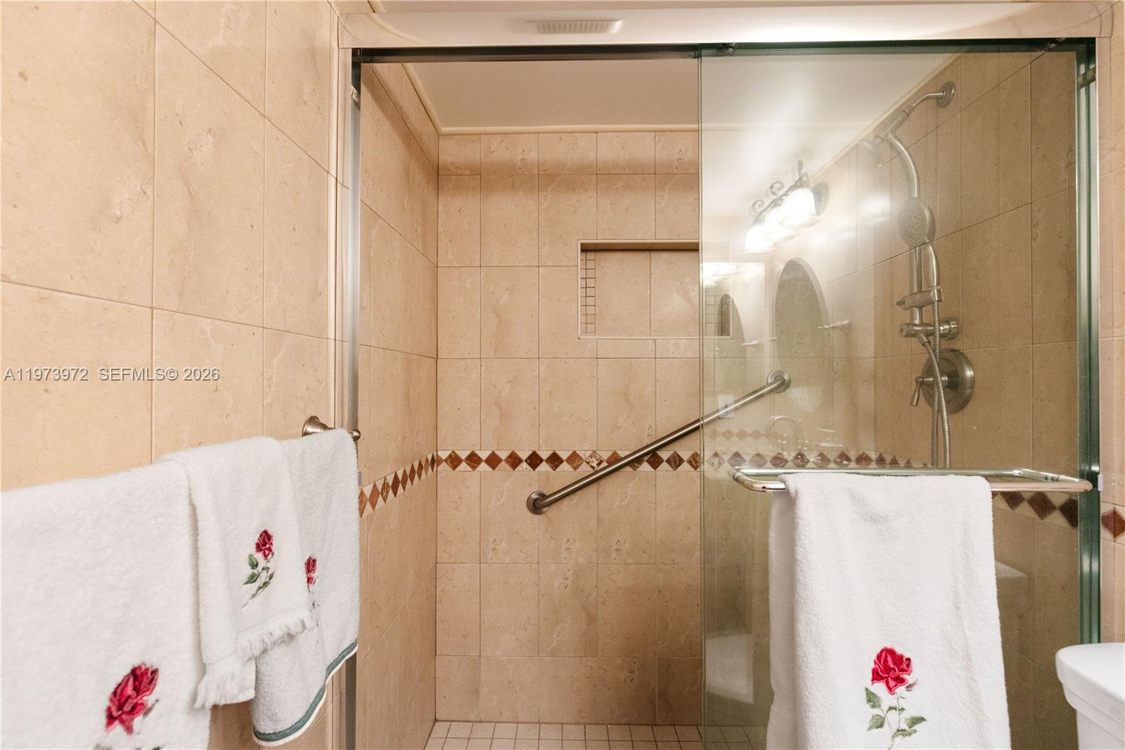 AMBASSADOR SOUTH CO-OP - Residential Lease