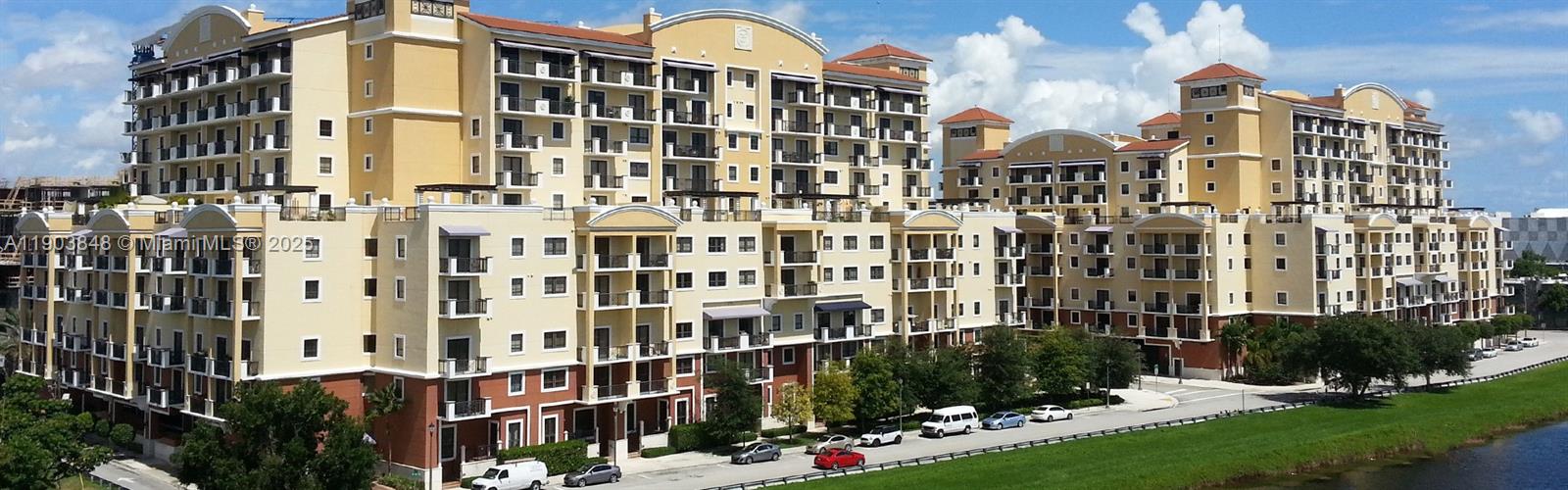 COLONNADE AT DADELAND SE - Residential