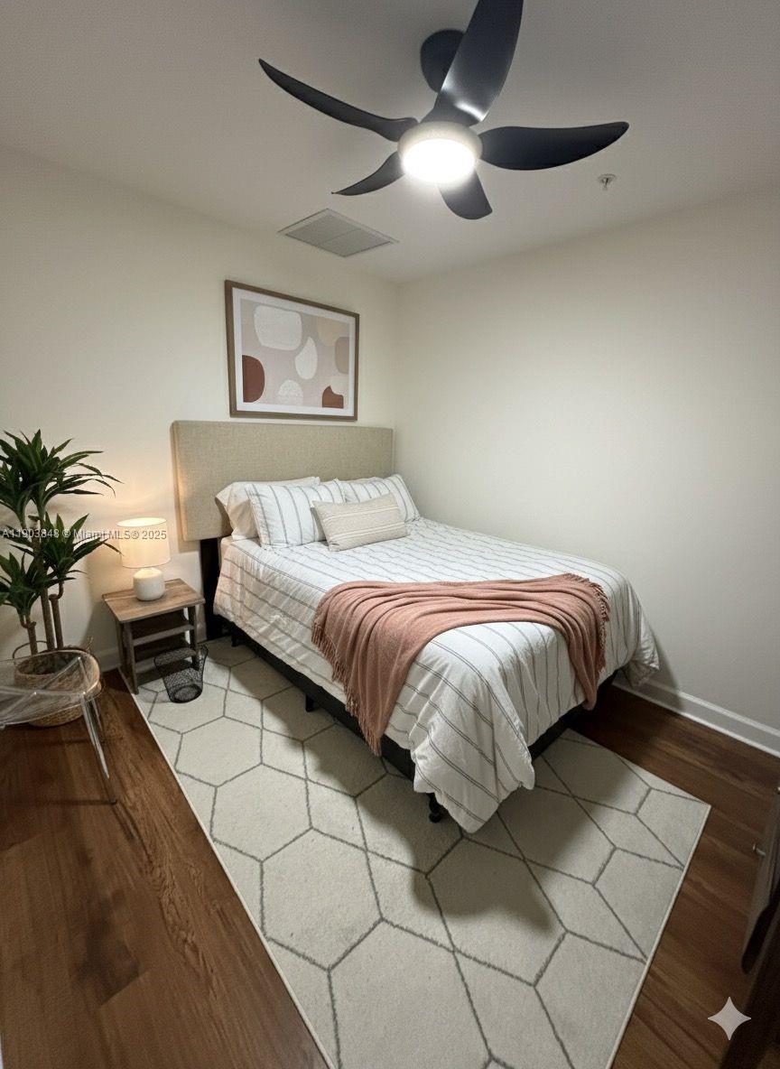 COLONNADE AT DADELAND SE - Residential