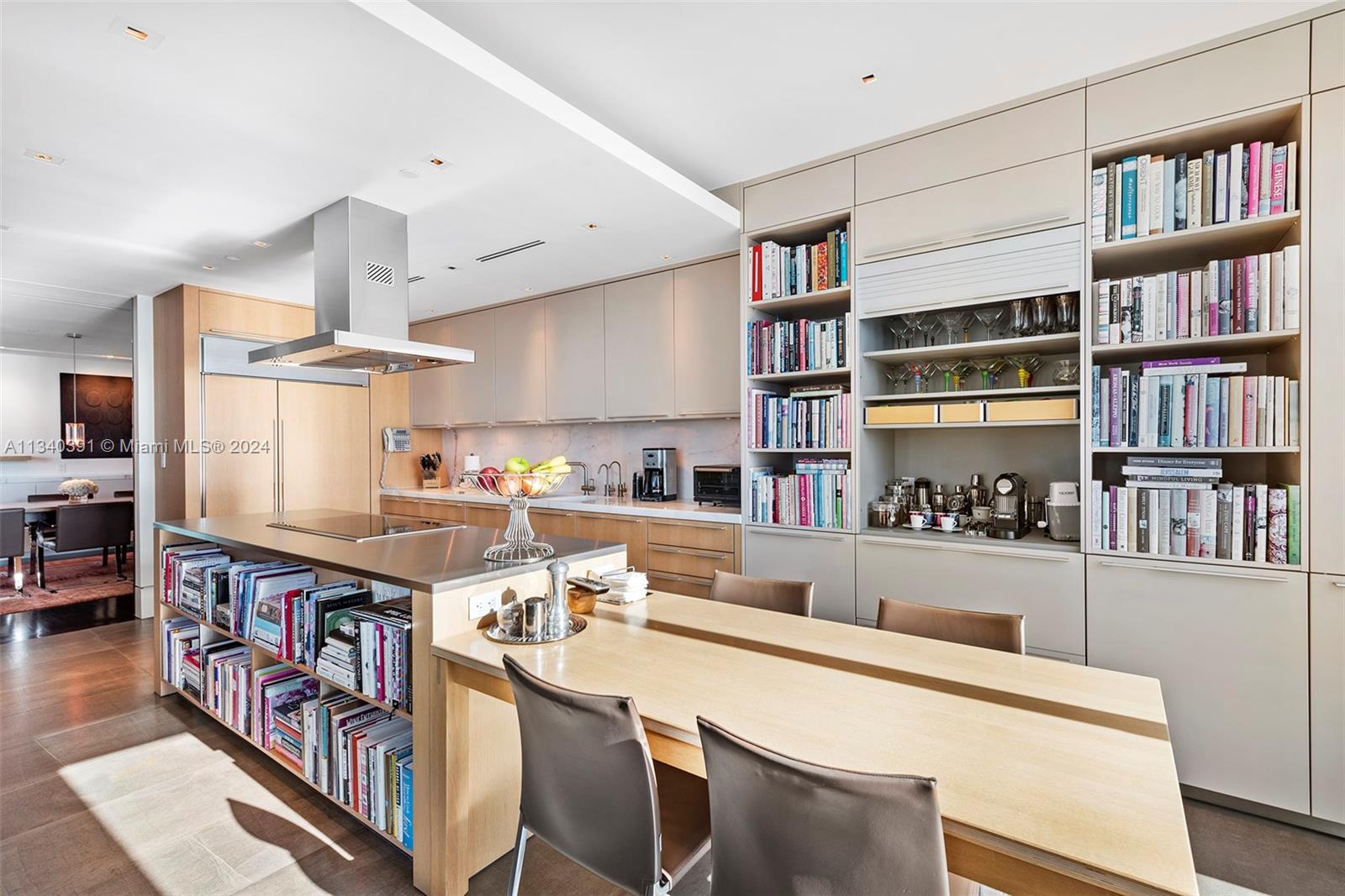 THE RESIDENCES AT THE BAT - Residential