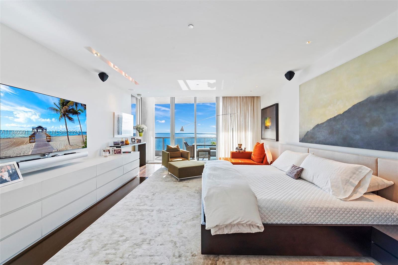 THE RESIDENCES AT THE BAT - Residential