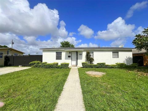 10355 SW 149 TE Kendall FL 33176