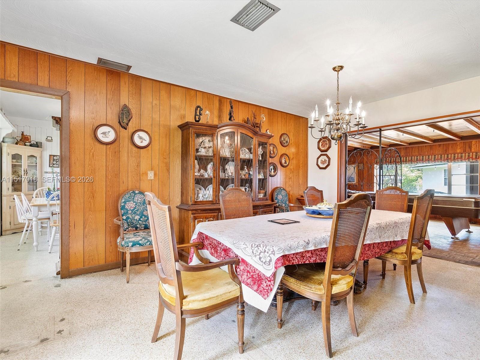 CHAMBERS LAND CO SUB SE1/ - Residential