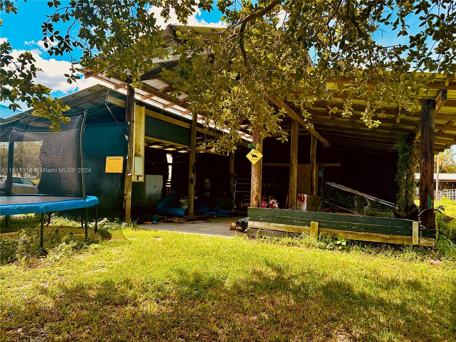 CHAMBERS LAND CO SUB SE1/ - Residential