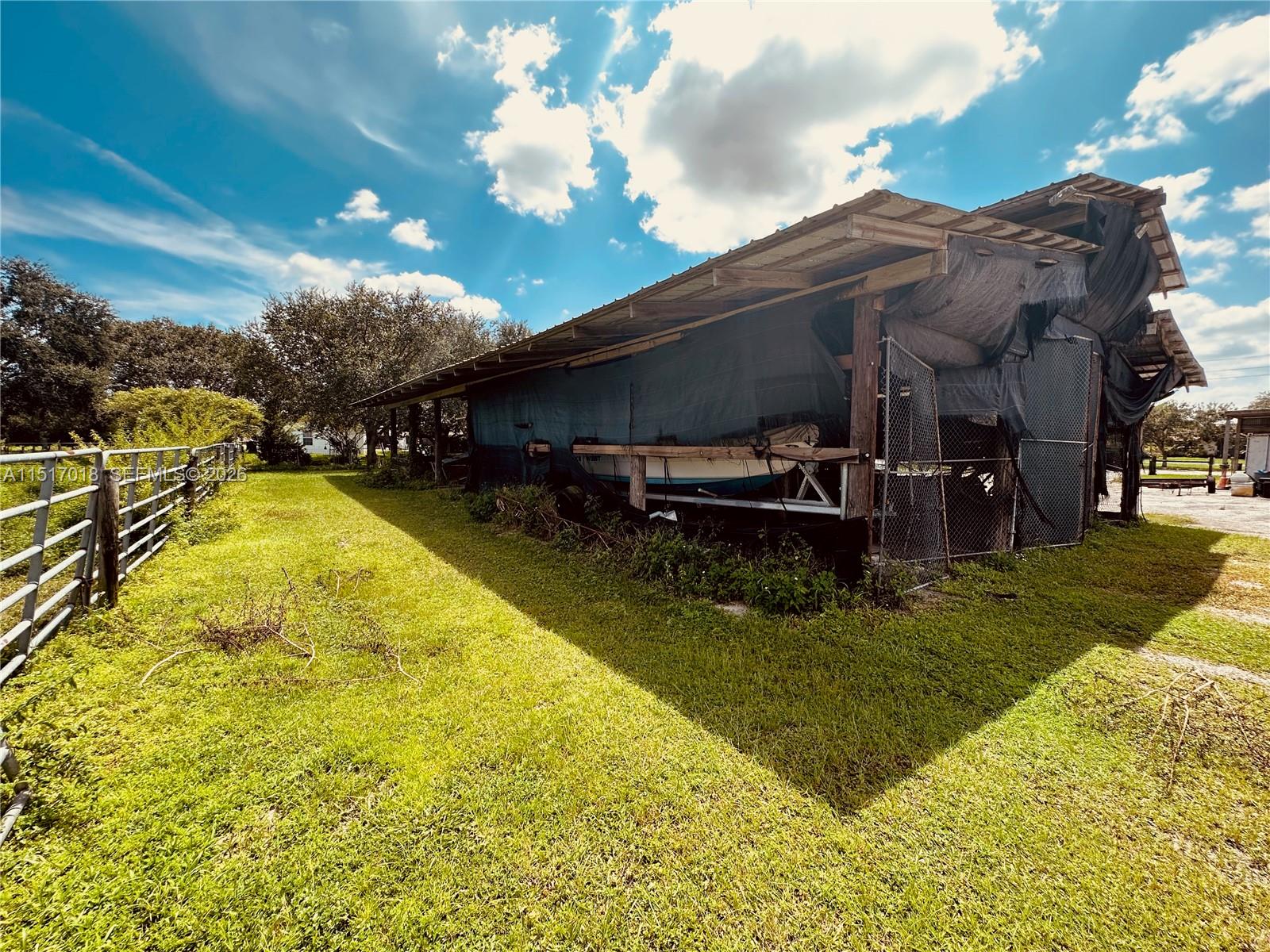 CHAMBERS LAND CO SUB SE1/ - Residential