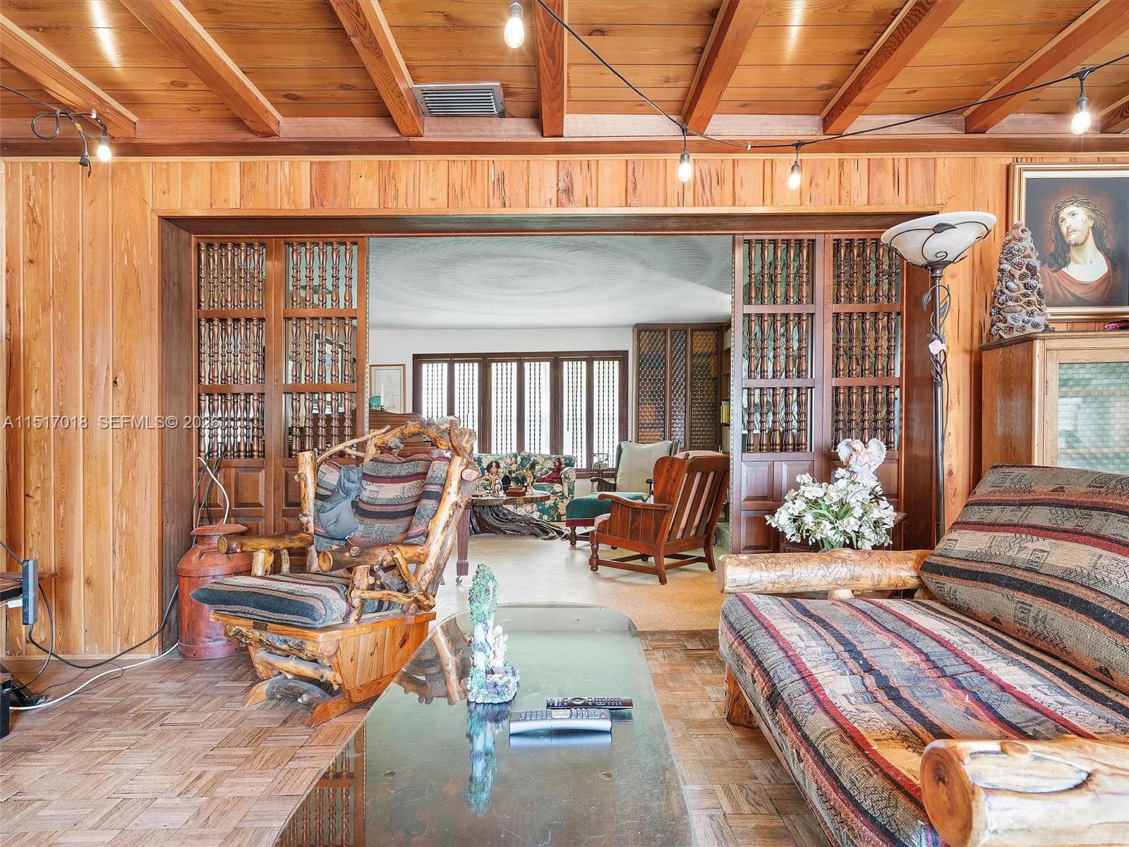 CHAMBERS LAND CO SUB SE1/ - Residential