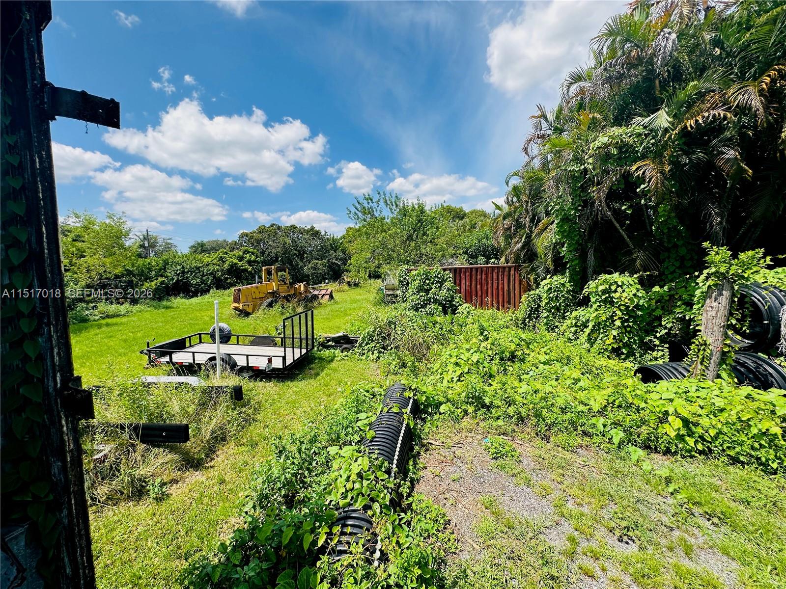 CHAMBERS LAND CO SUB SE1/ - Residential