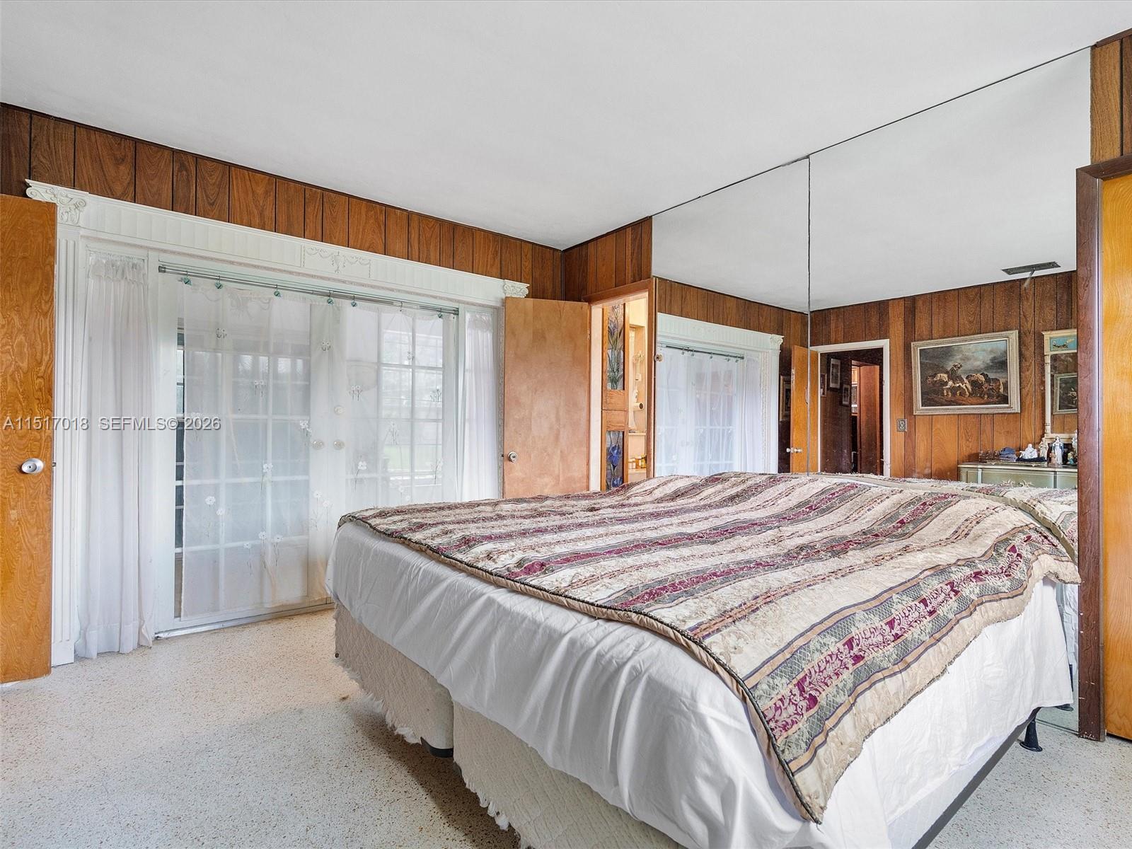 CHAMBERS LAND CO SUB SE1/ - Residential