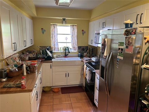 Tiny photo for 11429 NE 11th Pl, Biscayne Park, FL 33161 (MLS # A12076788)