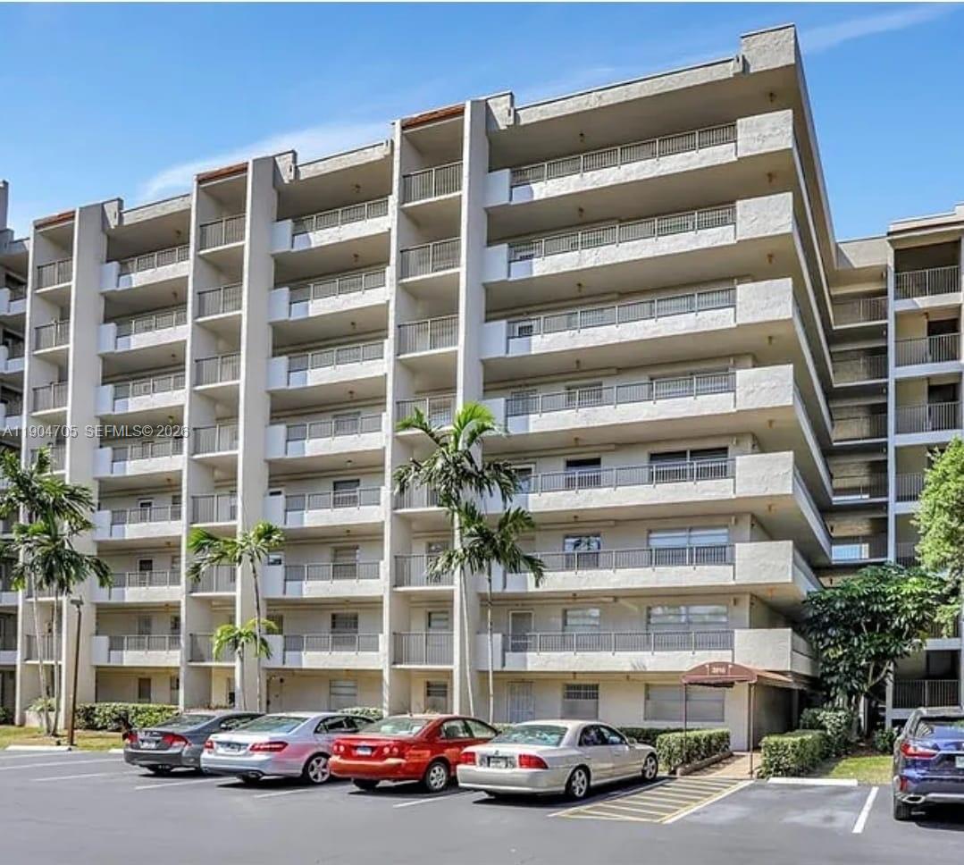 18TH HOLE AT INVERRARY CO - Residential