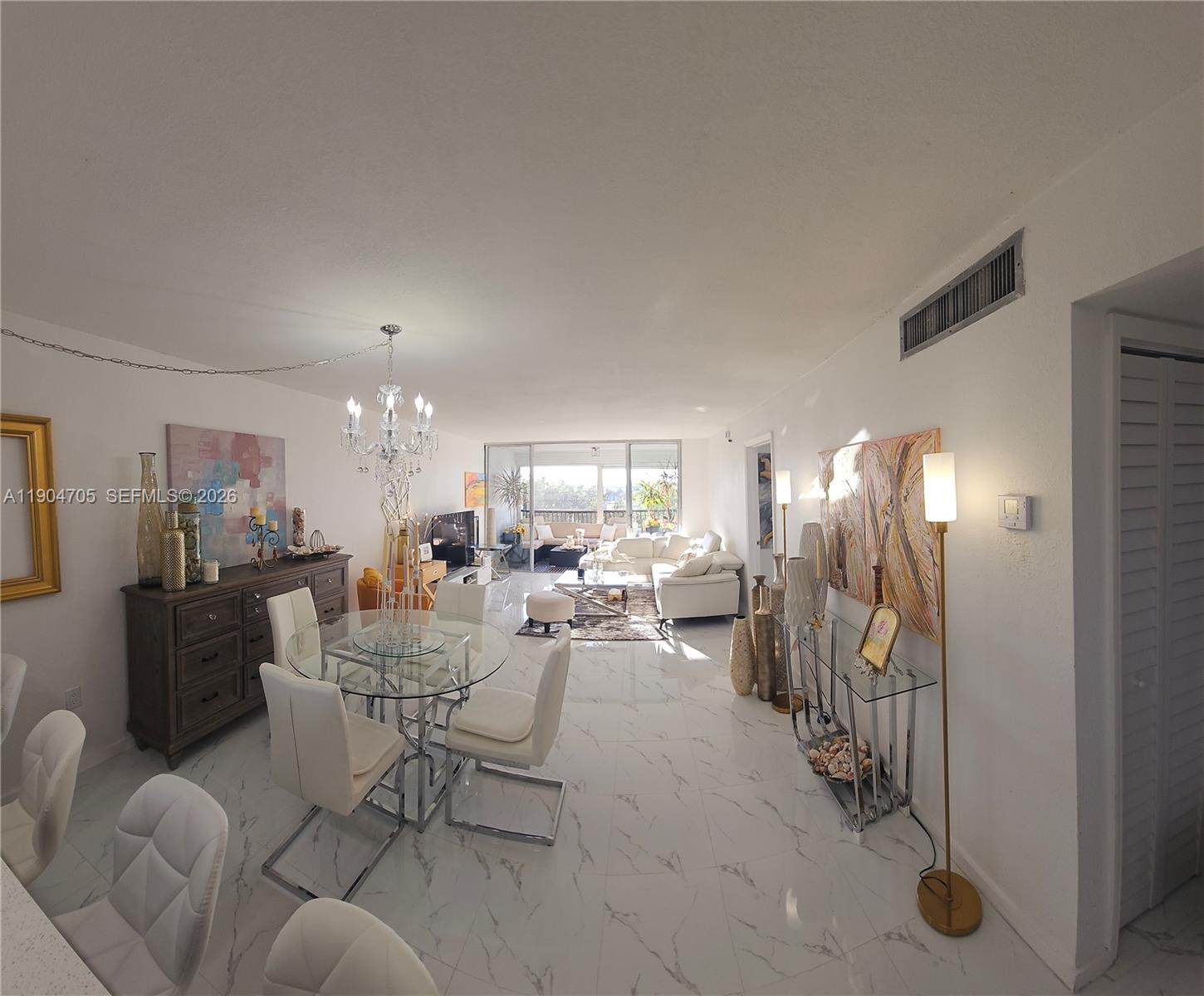 18TH HOLE AT INVERRARY CO - Residential