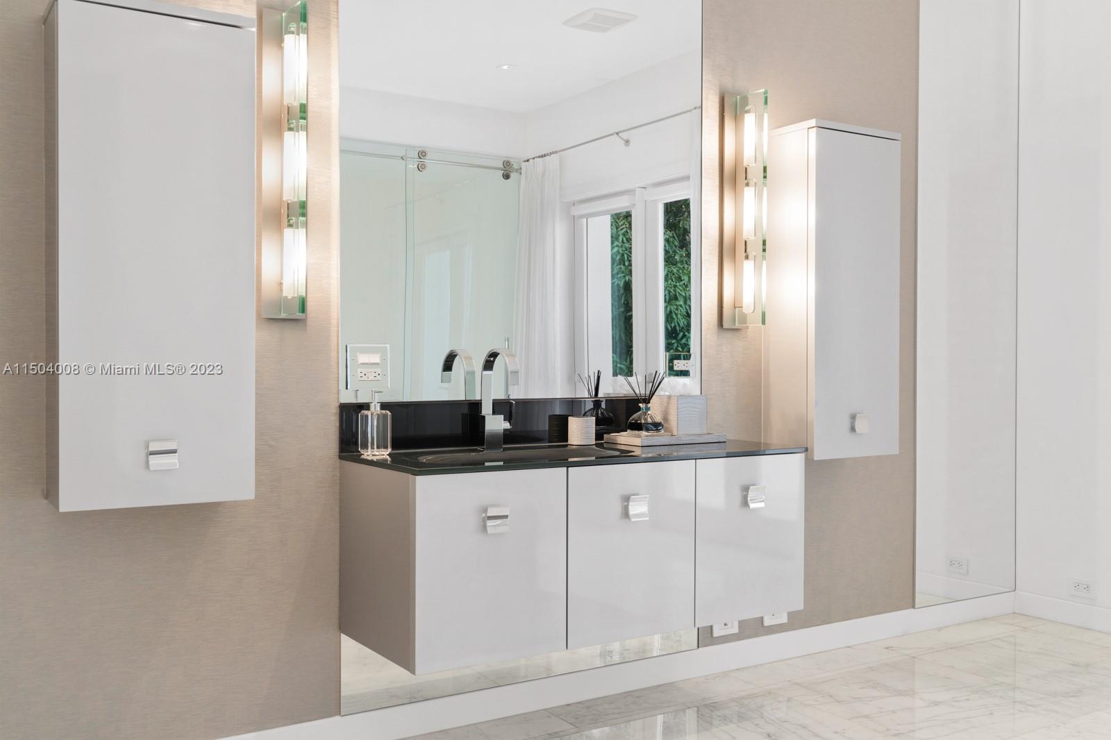 BISCAYNE POINT - Residential