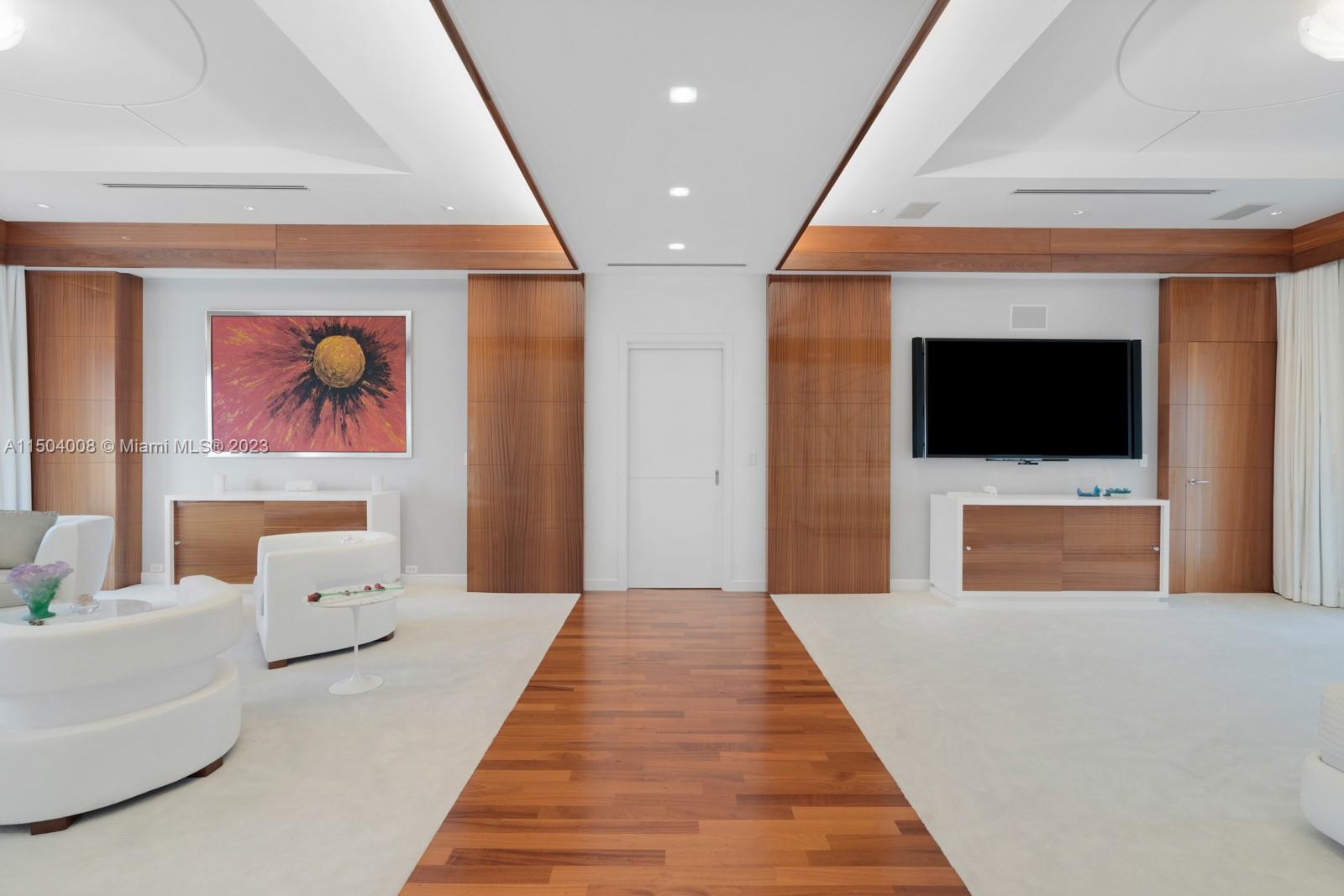 BISCAYNE POINT - Residential