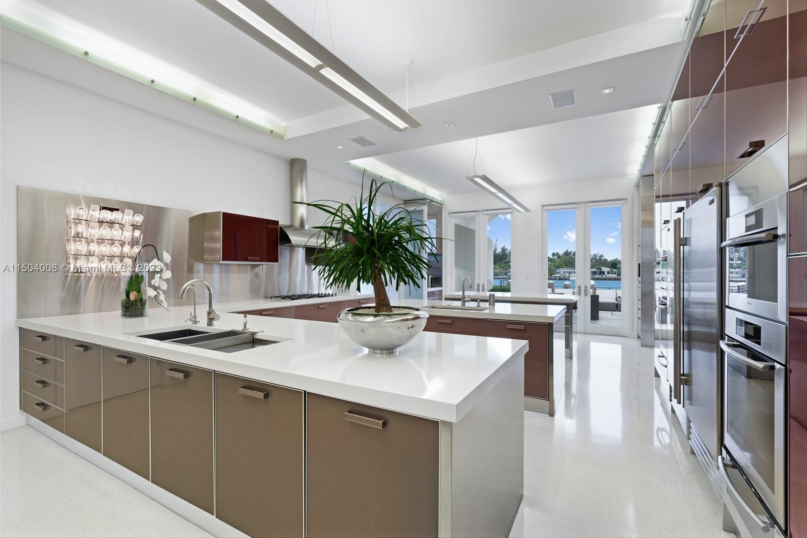 BISCAYNE POINT - Residential