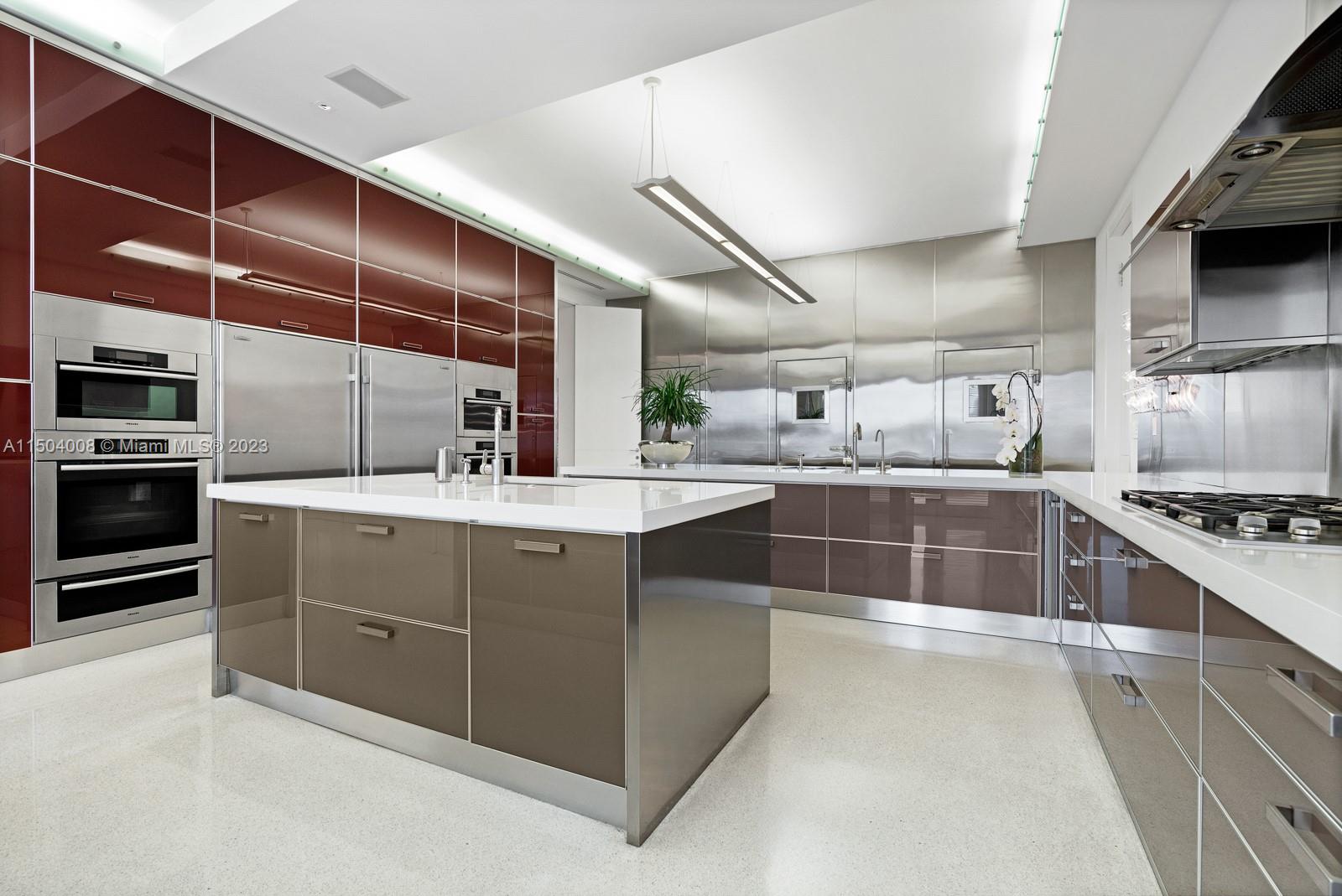 BISCAYNE POINT - Residential