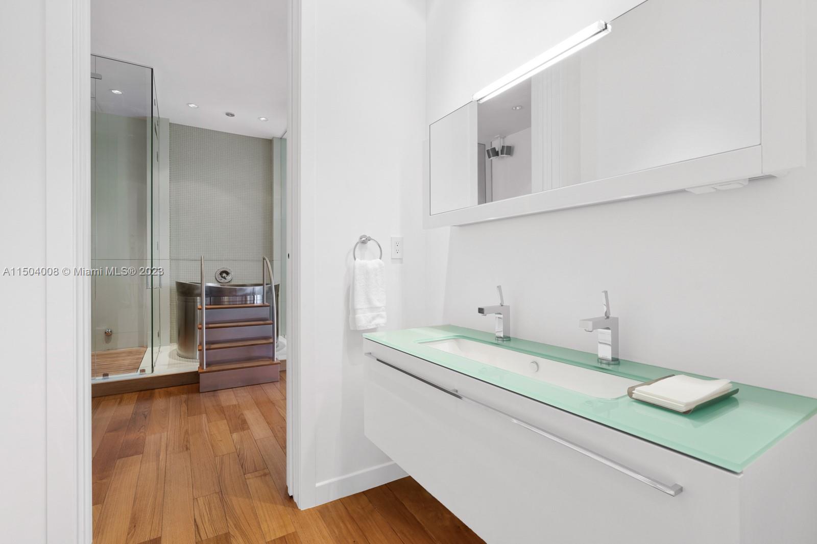 BISCAYNE POINT - Residential