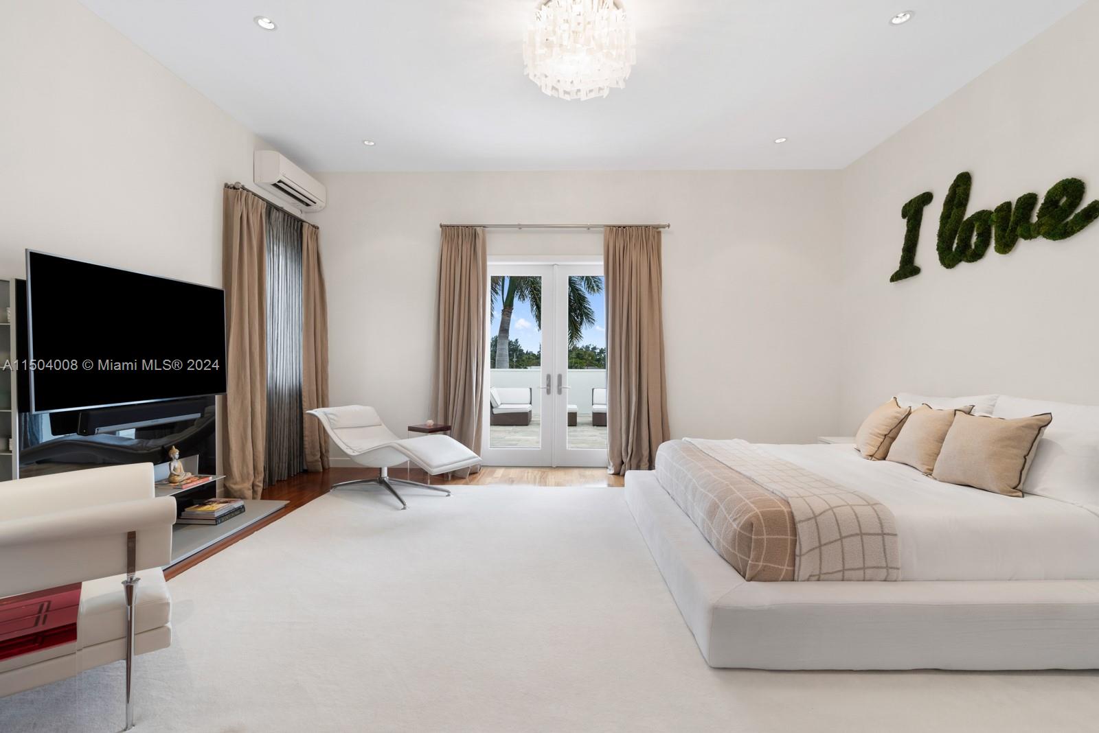 BISCAYNE POINT - Residential