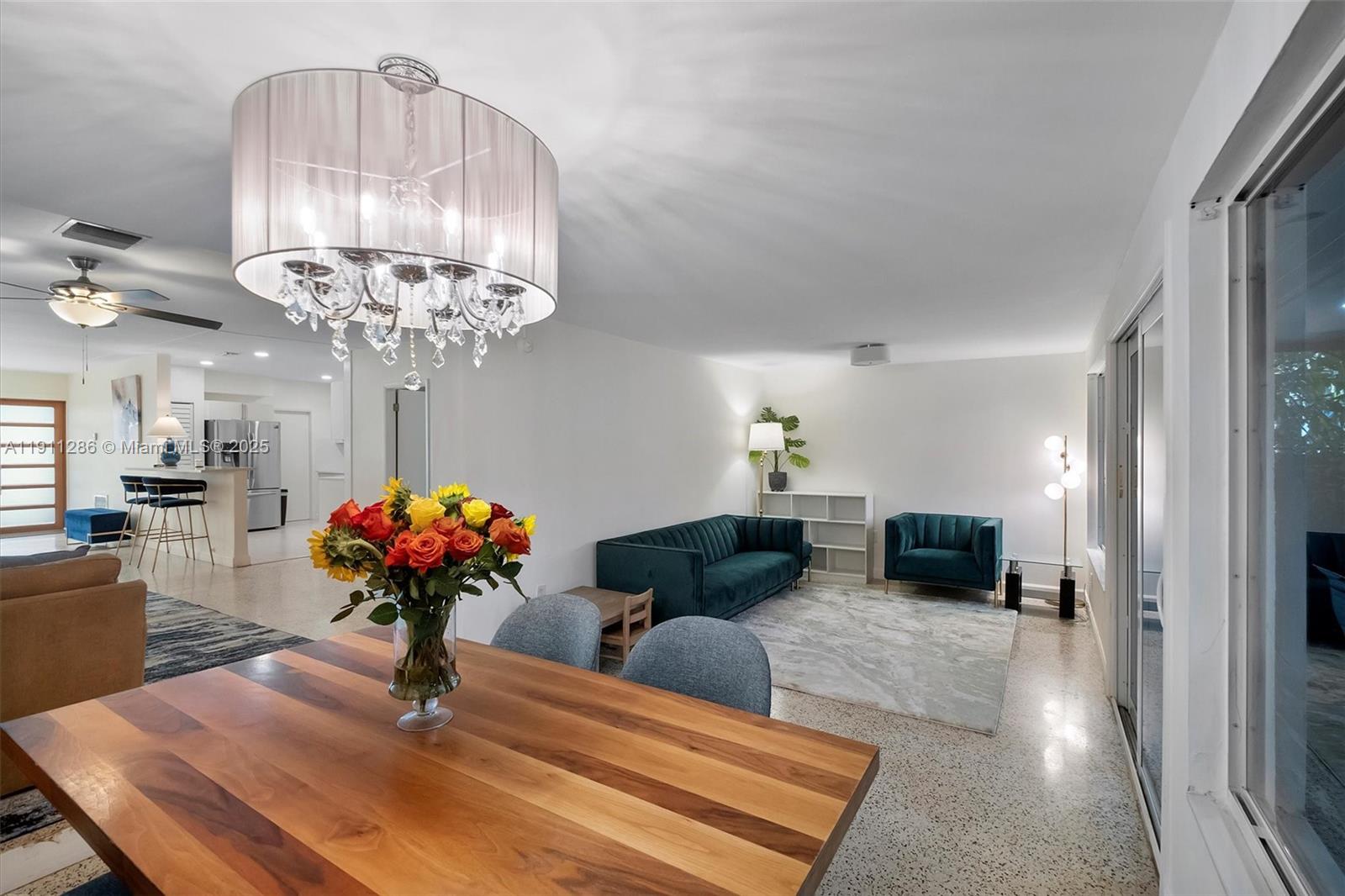 ALTOS DEL MAR NO 4 - Residential