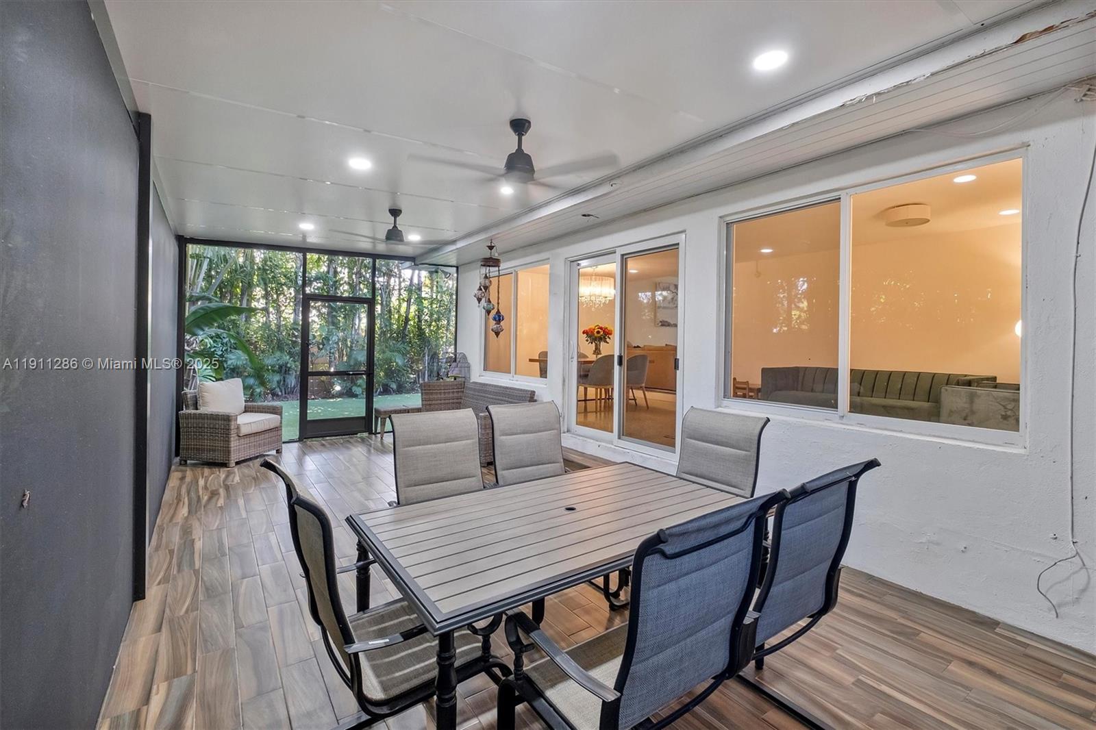 ALTOS DEL MAR NO 4 - Residential