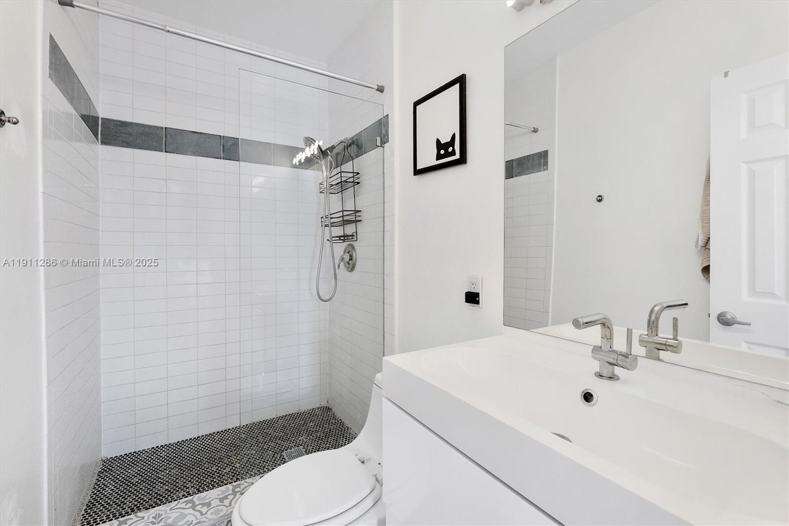 ALTOS DEL MAR NO 4 - Residential