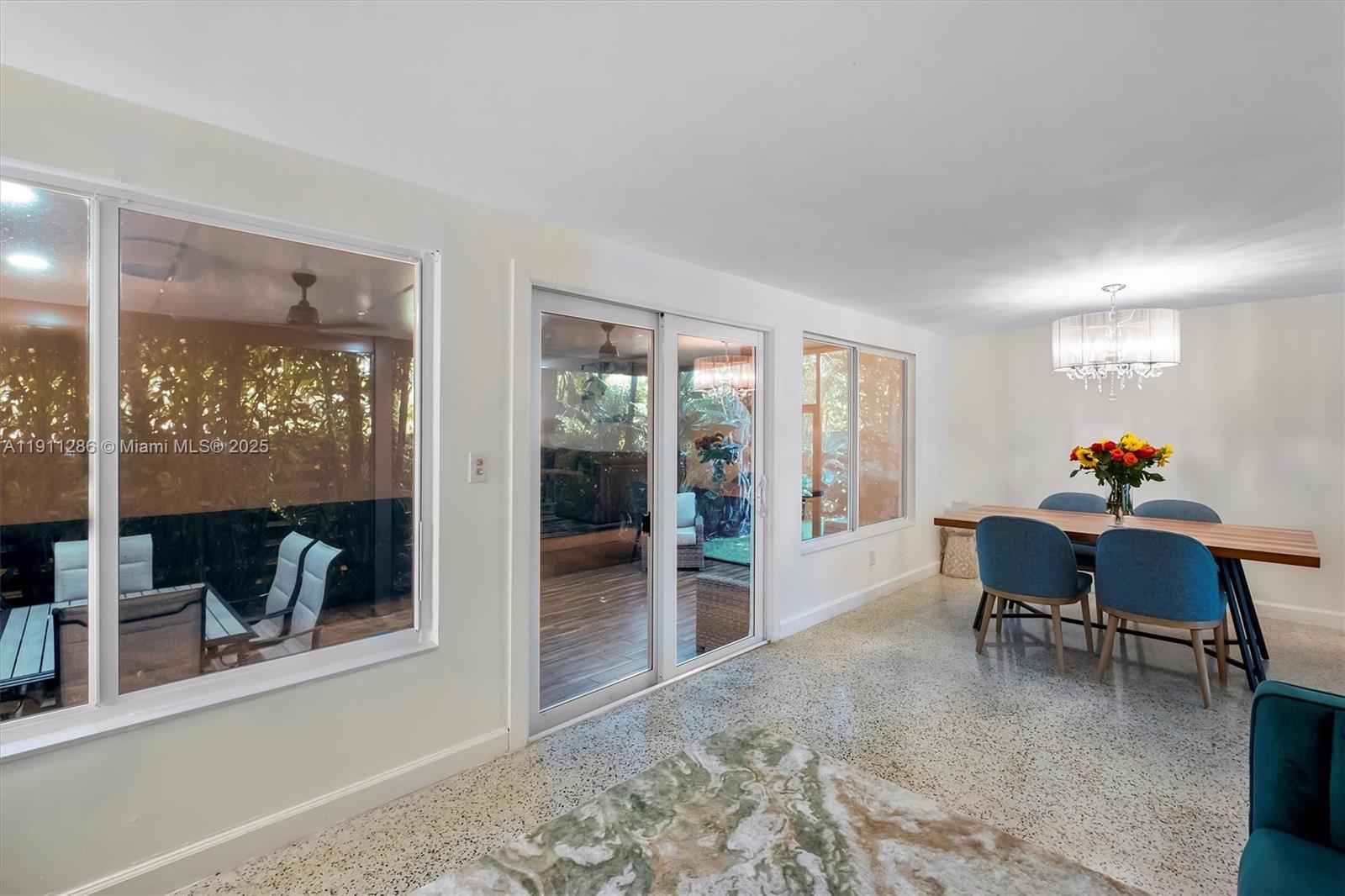 ALTOS DEL MAR NO 4 - Residential