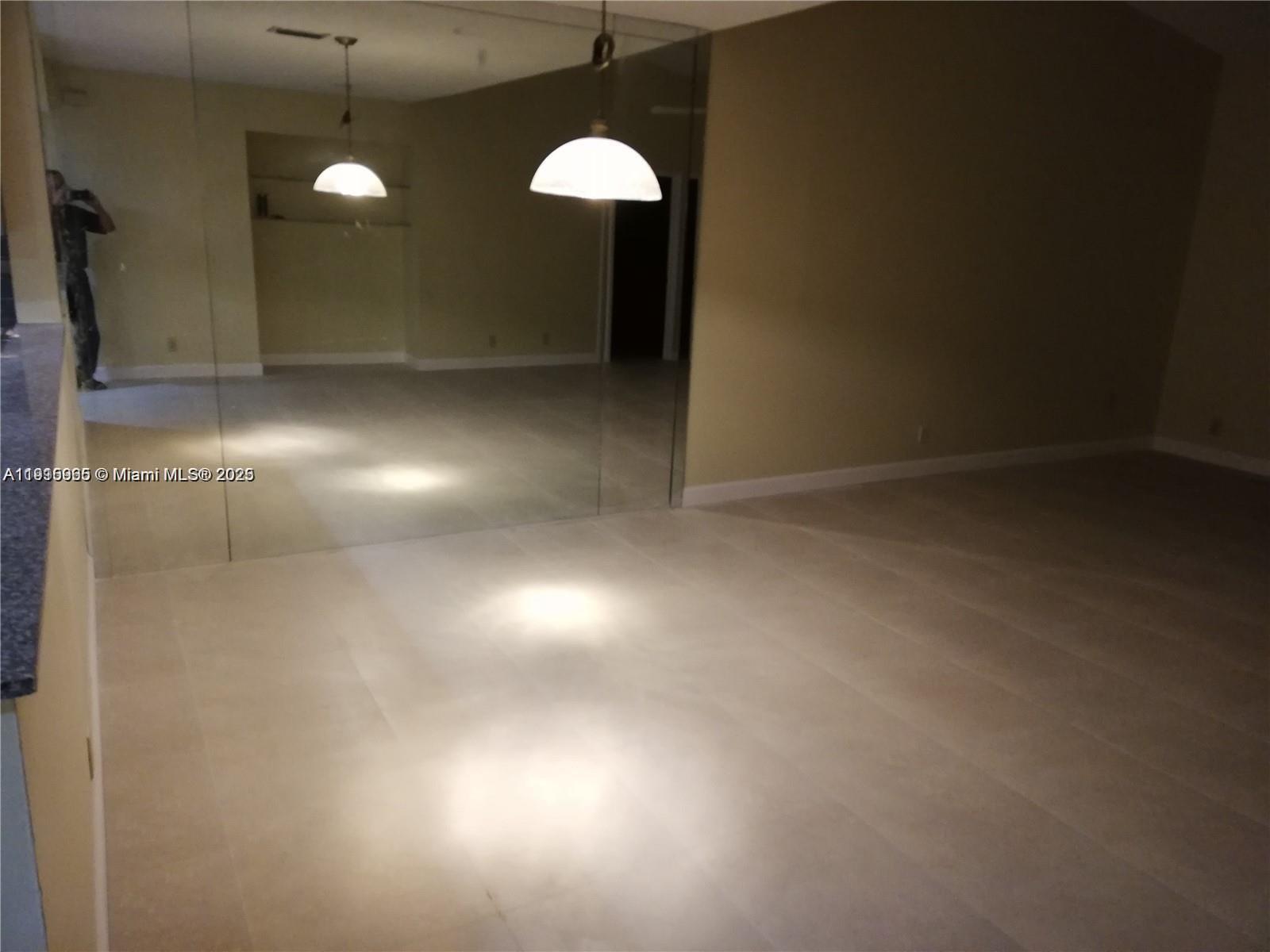 PALM-AIRE VILLAGE 3RD SEC - Residential