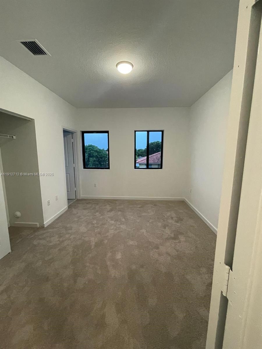 SOUTH KENDALL TOWNHOMES - Residential Lease