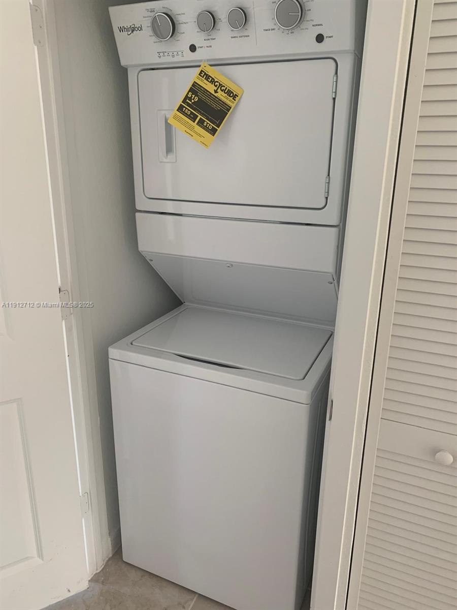 SOUTH KENDALL TOWNHOMES - Residential Lease