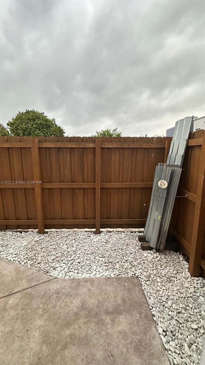 SOUTH KENDALL TOWNHOMES - Residential Lease