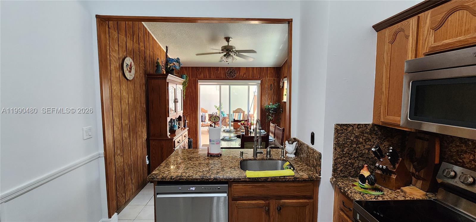 KENDALAIRE VILLAS CONDO - Residential