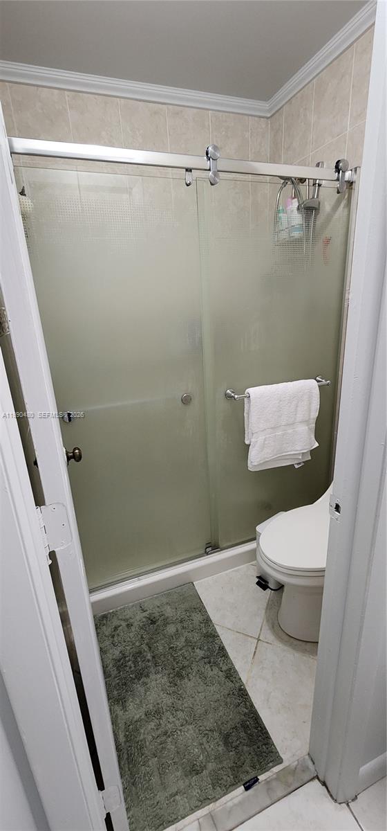 KENDALAIRE VILLAS CONDO - Residential