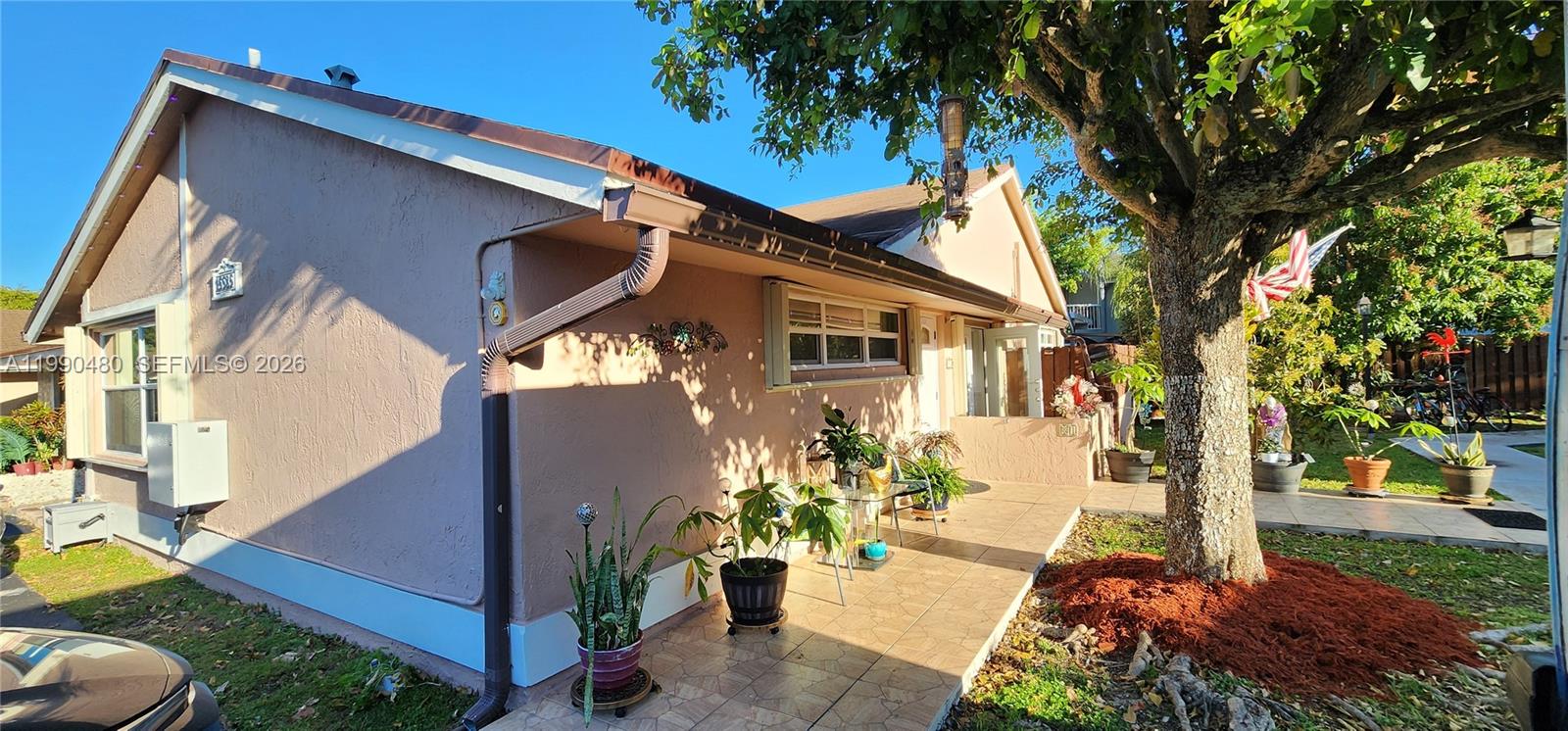 KENDALAIRE VILLAS CONDO - Residential