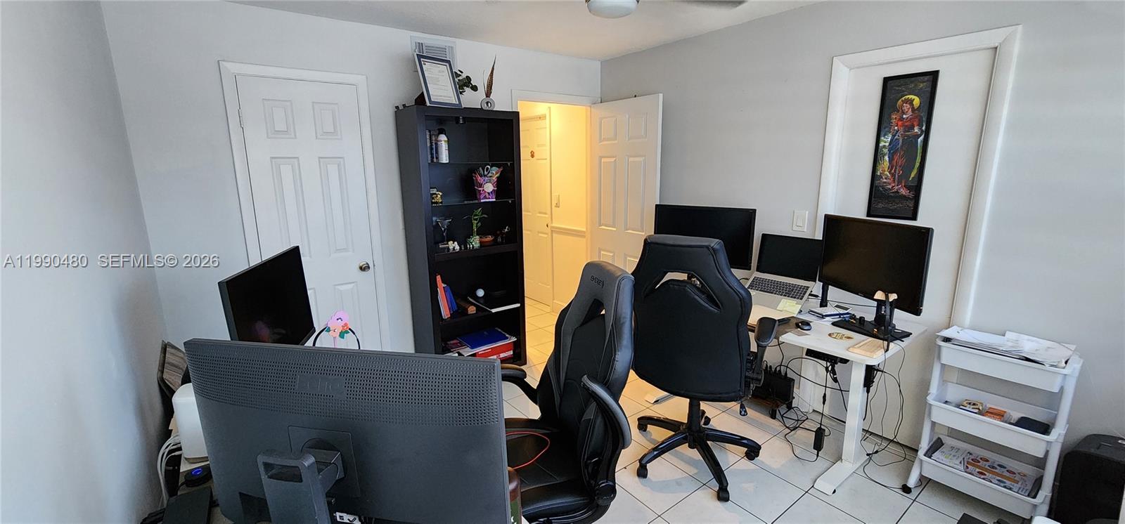 KENDALAIRE VILLAS CONDO - Residential