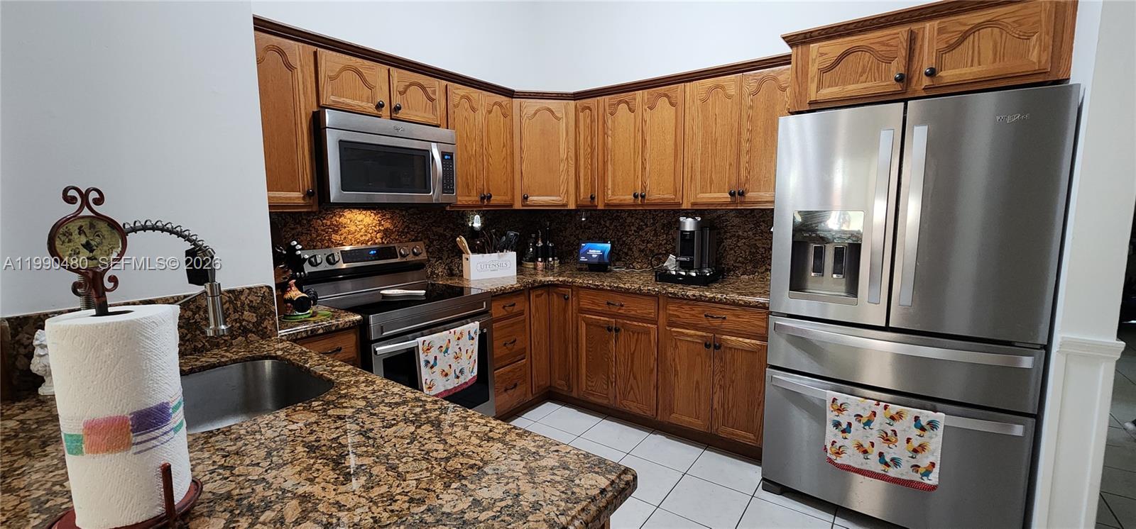 KENDALAIRE VILLAS CONDO - Residential