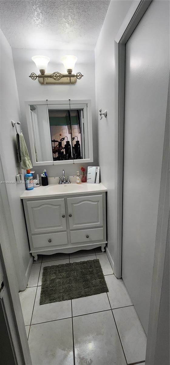 KENDALAIRE VILLAS CONDO - Residential