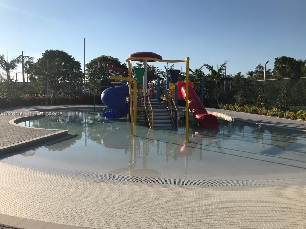 ST MAARTEN AT GRAND BAY C - Residential