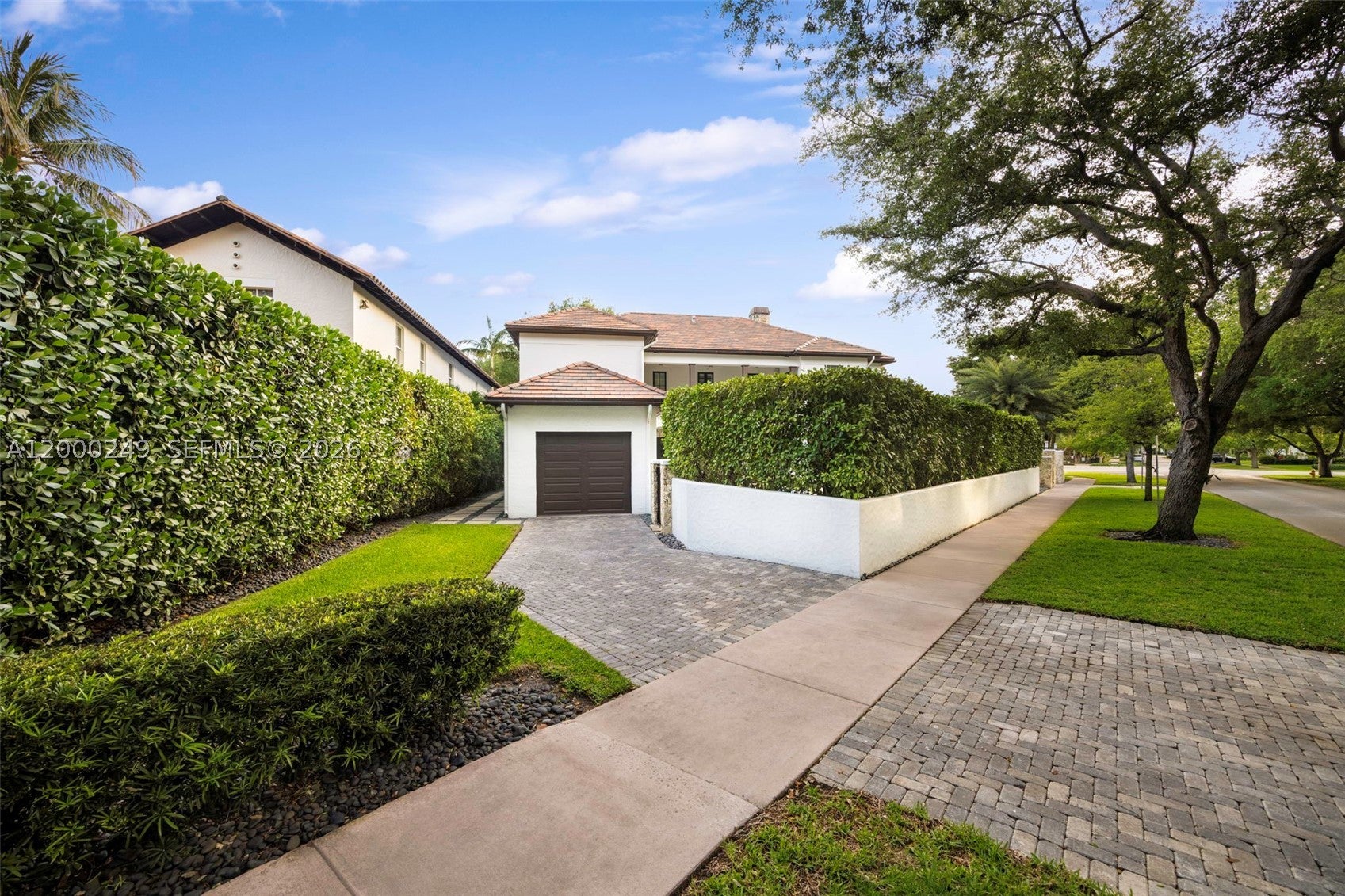 475 Amalfi Ave