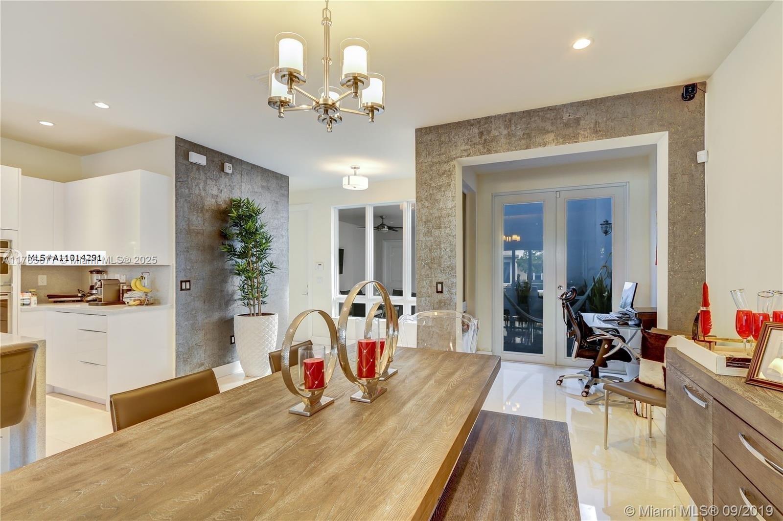 Property for Sale at 10550 Nw 63rd Ter, Doral, Miami-Dade County, Florida - Bedrooms: 3 
Bathrooms: 3  - $898,000