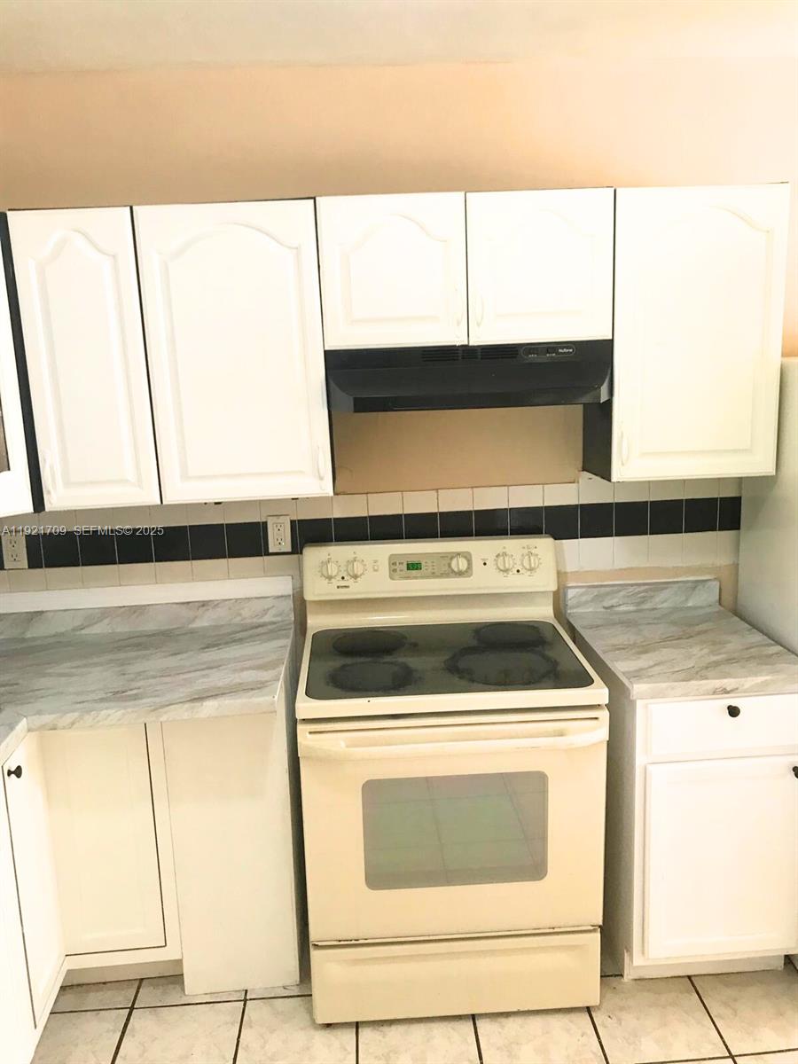 POMPANO BEACH HIGHLANDS 4 - Residential