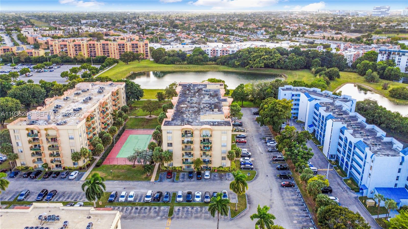 THE FOUNTAINS AT FONTAINE - Residential