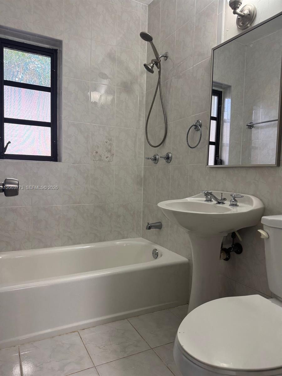 FLAGLER GARDENS - Residential