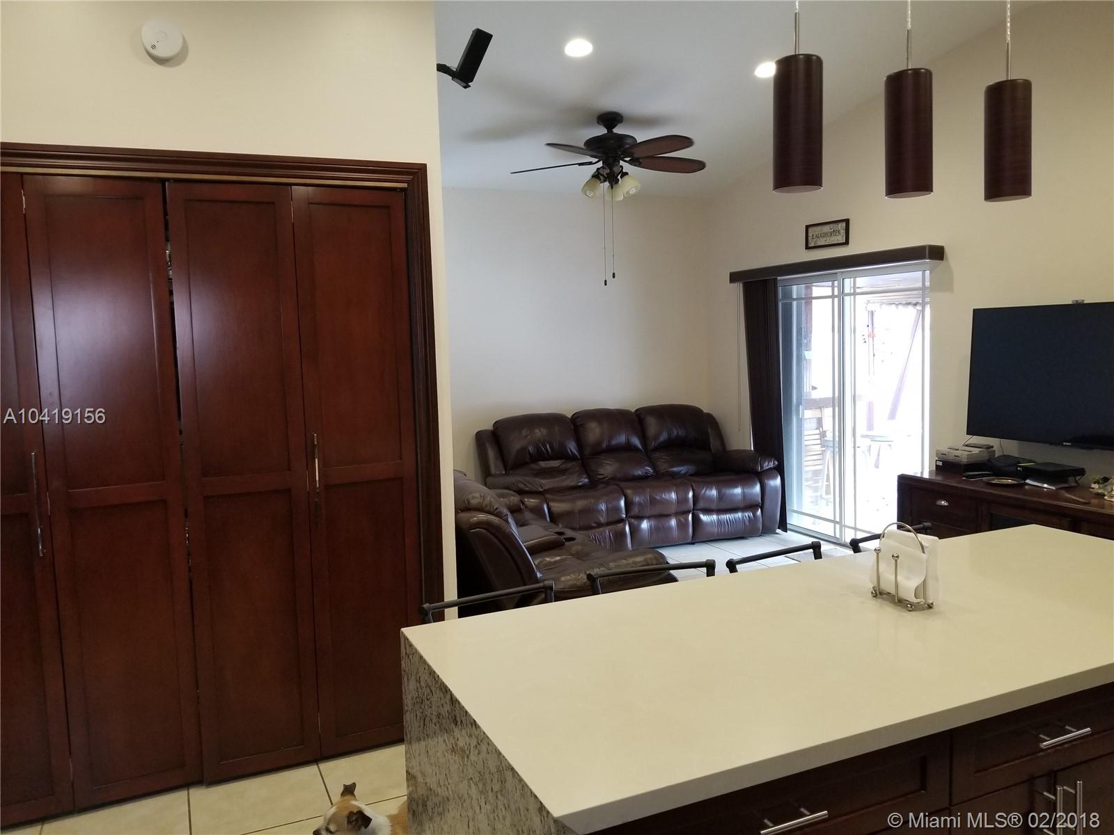 WEST PALM BEACH GARDENS - Residential