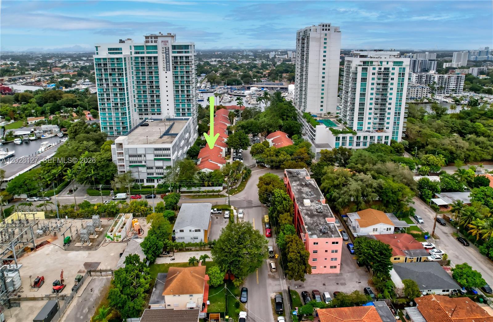 RIVER CLUB TOWNHOUSE COND - Residential