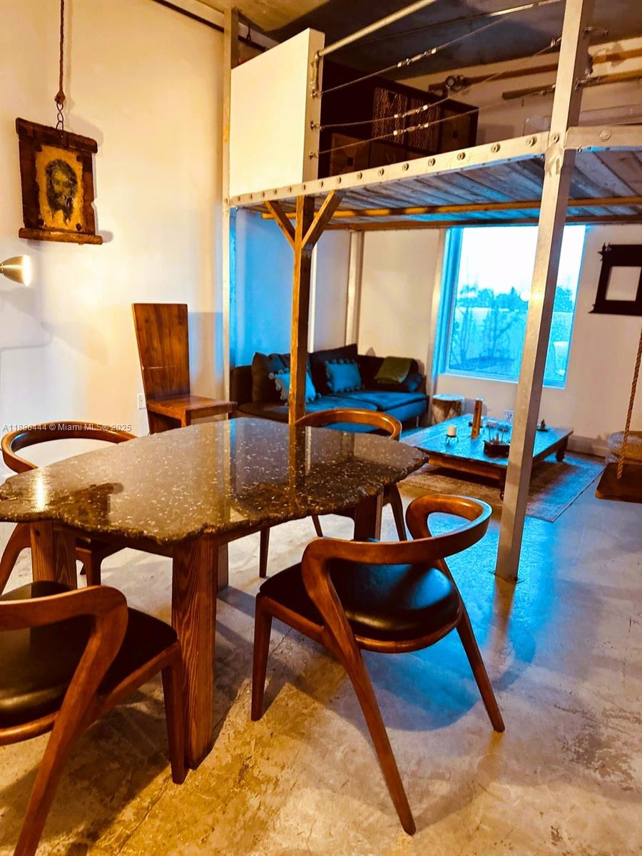 NEO CONDO - Residential