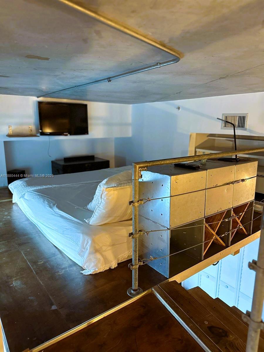 NEO CONDO - Residential