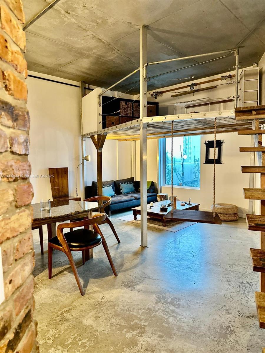 NEO CONDO - Residential