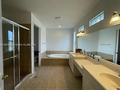 Photo 8 of 16 of 2213 SW Newport Isles Blvd house