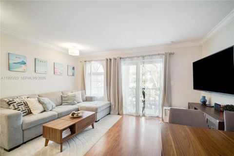 Photo of 338 Majorca Ave #205, Coral Gables, FL 33134 (MLS # A11965223)