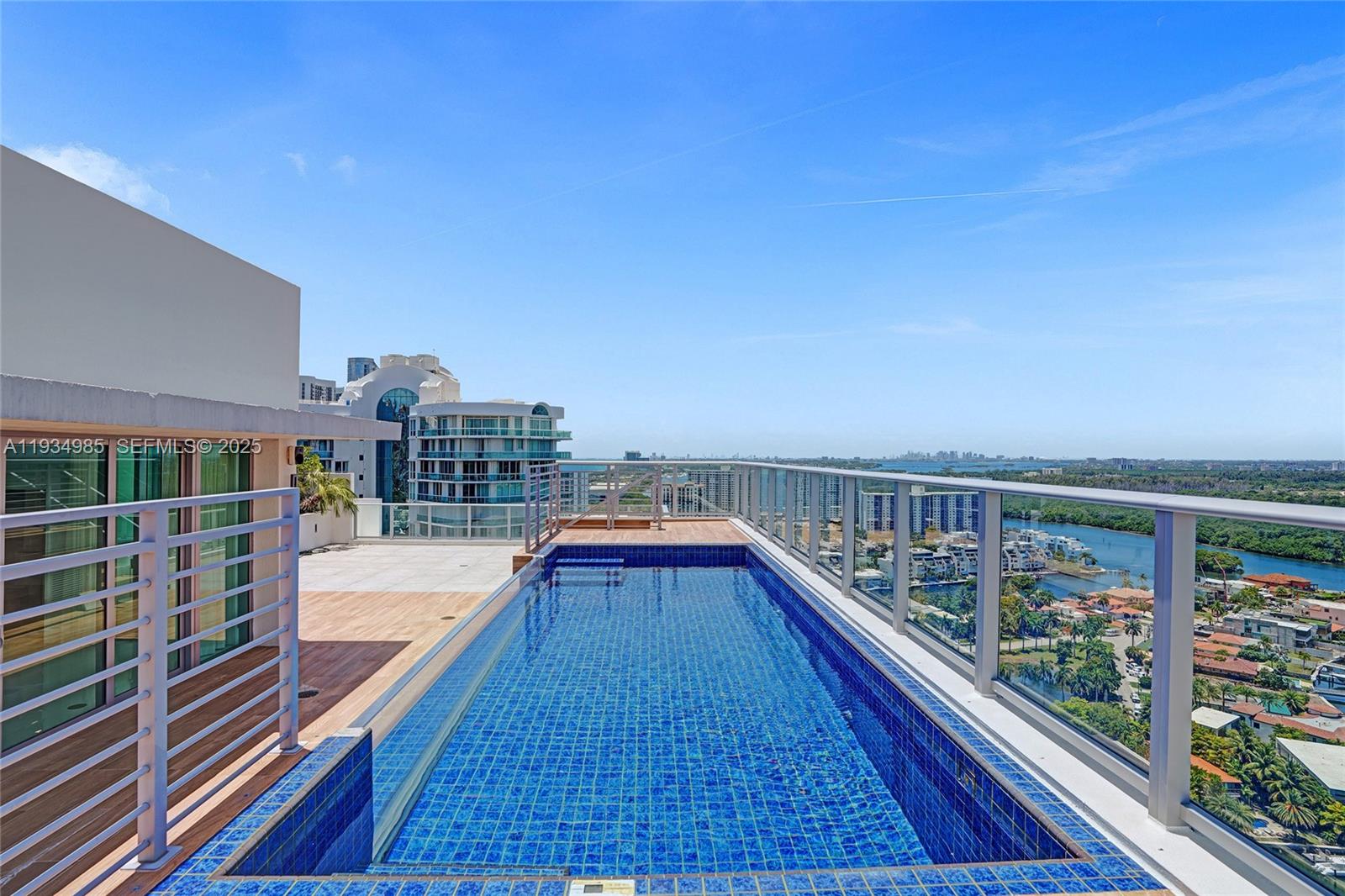 300 Sunny Isles Blvd 4-TS-04, Sunny Isles Beach, FL, 33160/$4,700,000 3 300 Sunny Isles Blvd 4-TS-04